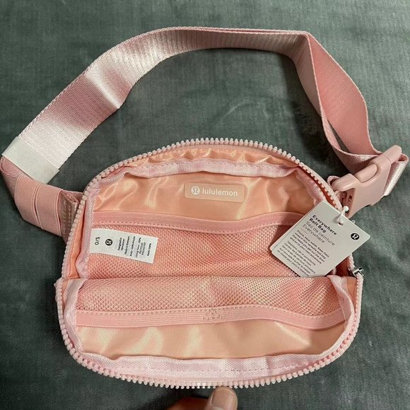 Pink mini waist bag from lululemon - Picture 3 of 4